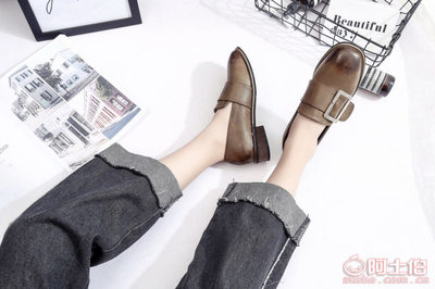 2017春季新款女士皮带扣粗跟单鞋 优雅与舒适的完美结合